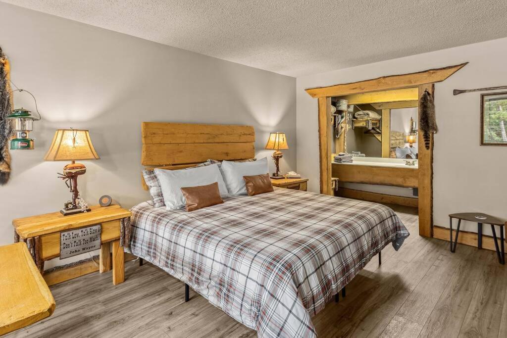 Stonegate Lodge Fire Pit 50In Tv Salt Water Pool Fast Wi-Fi Room #301 Eureka Springs Eksteriør billede